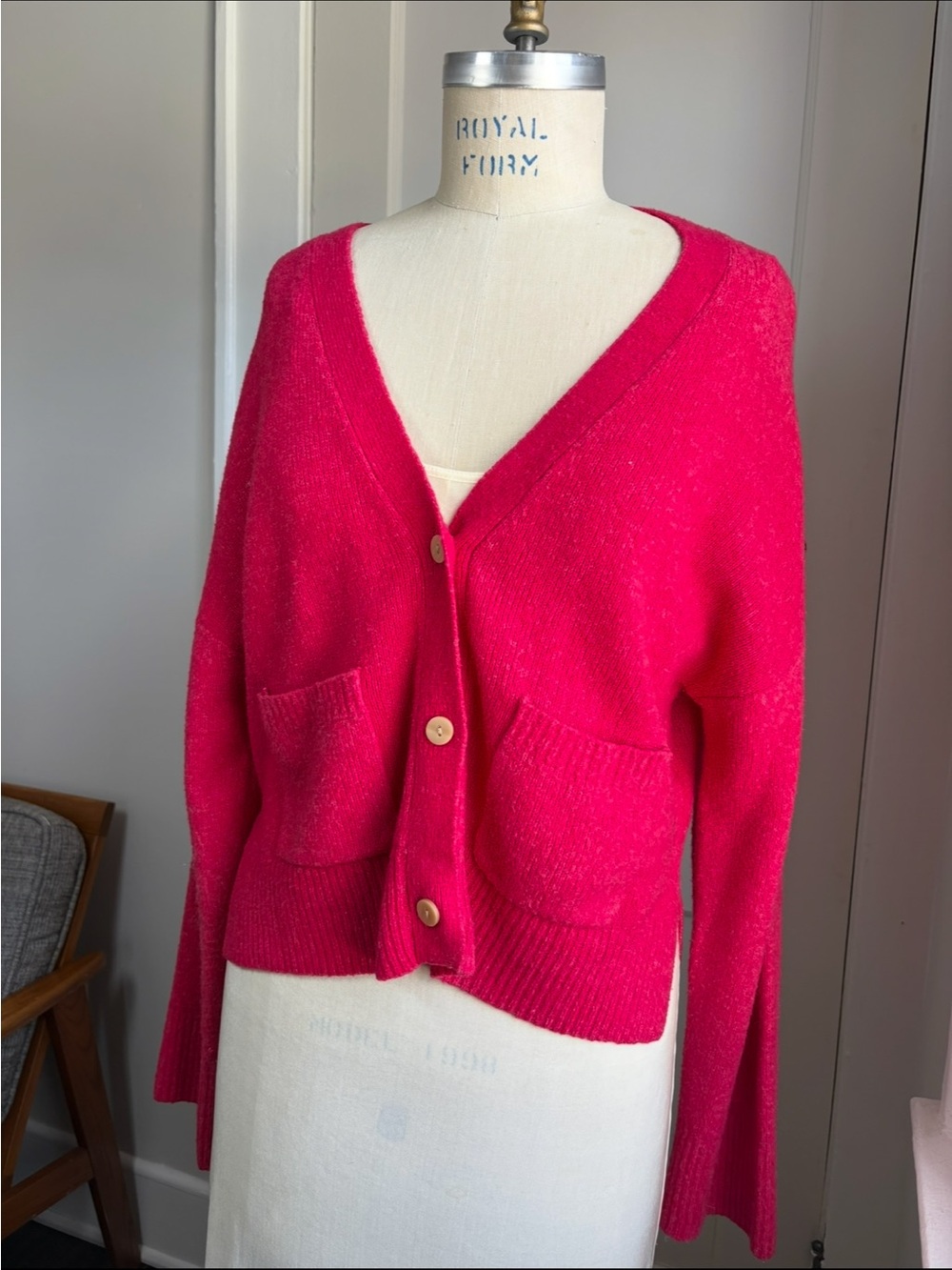 Abercrombie Fuchsia/Hot Pink Classic Short Cardigan Sweater